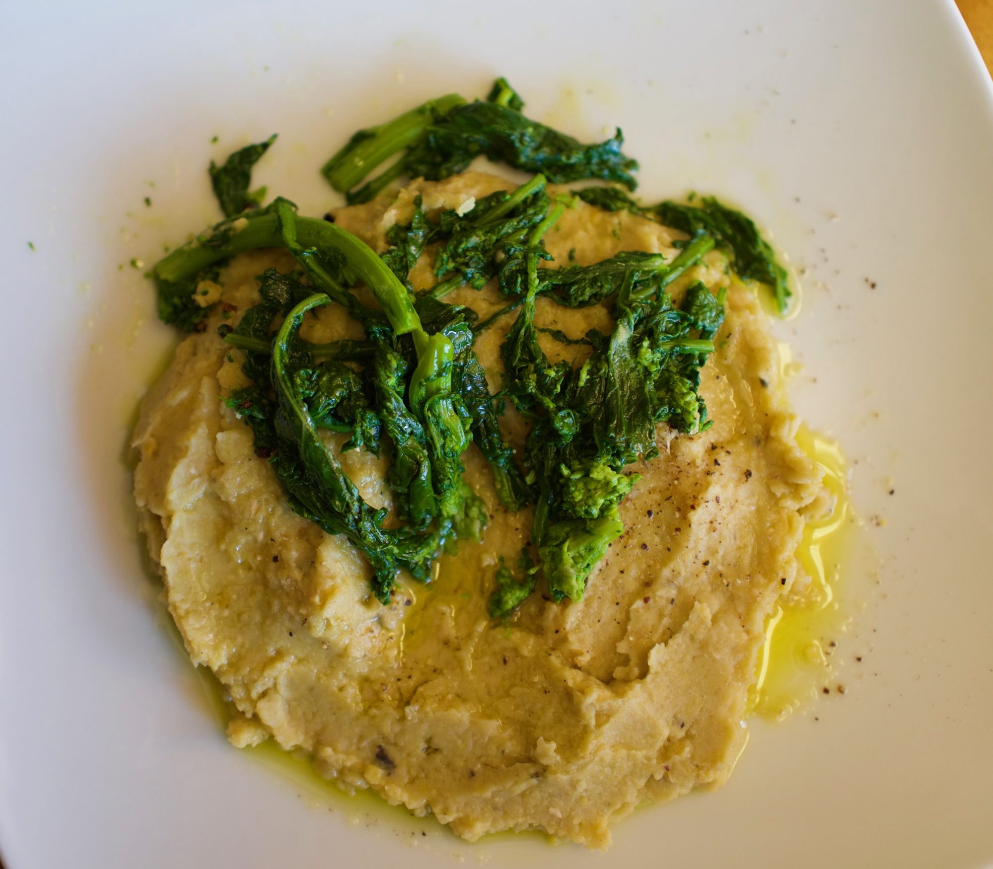 Crema di Ceci e Rapini, chickpea puree with broccoli rabe, by foodjoya