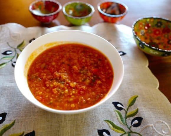 Red Lentil Soup with Red Bell Peppers and Caramelized Tomatoes by Foodjoya