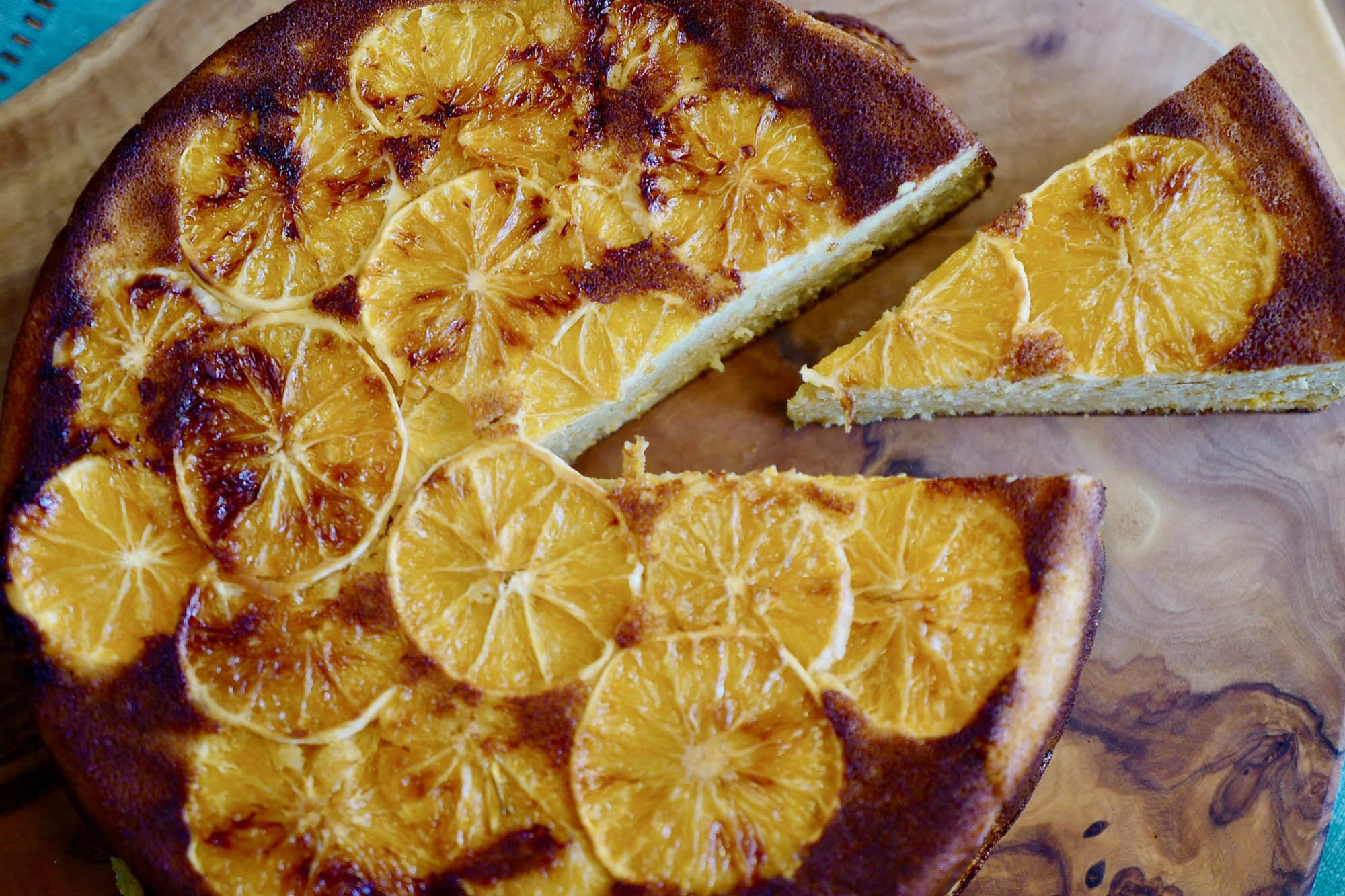 Almond orange cake paleo, with macadamias by foodjoya