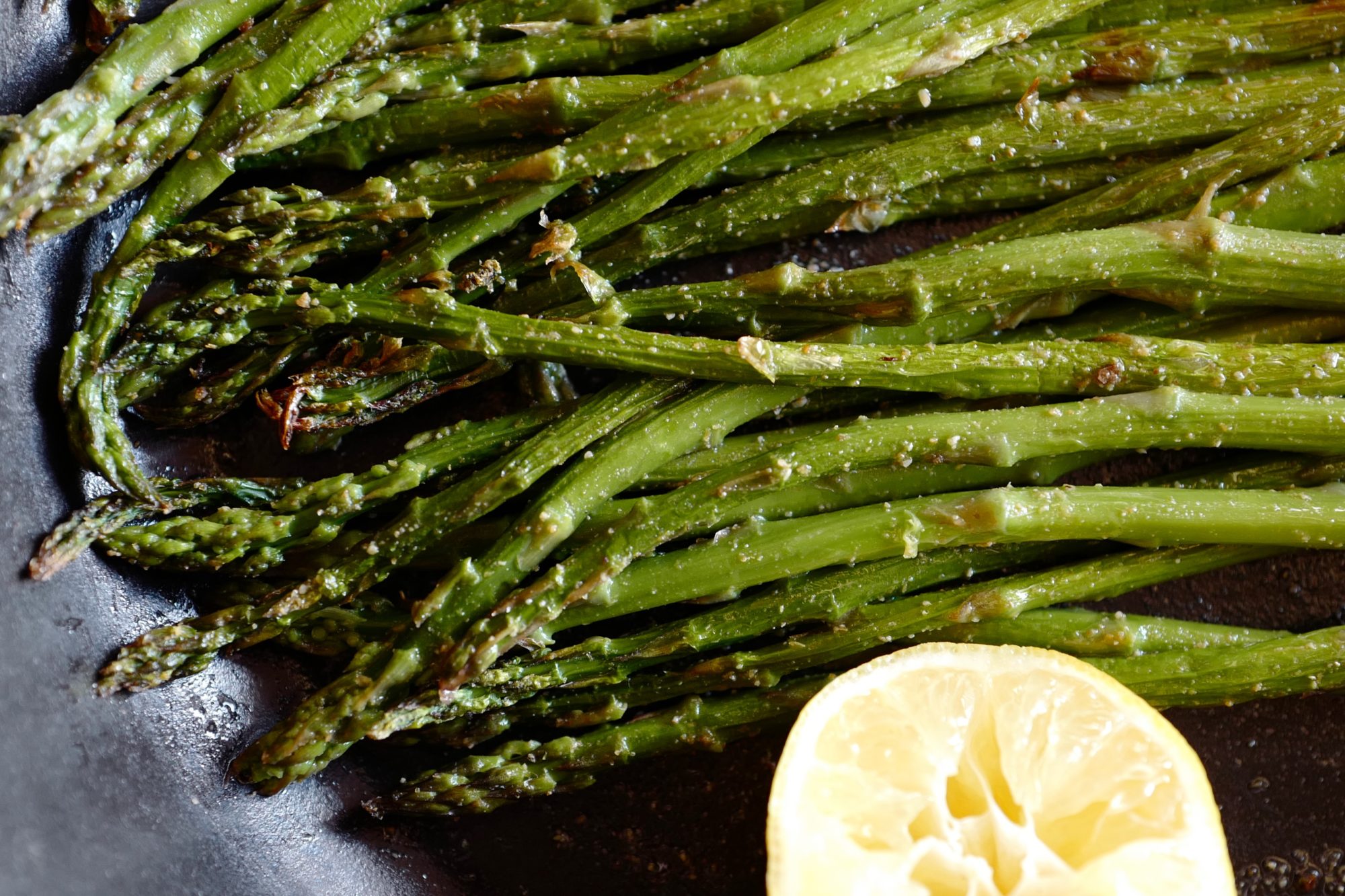 Asparagus with Indian spices and broiled to perfection by foodjoya