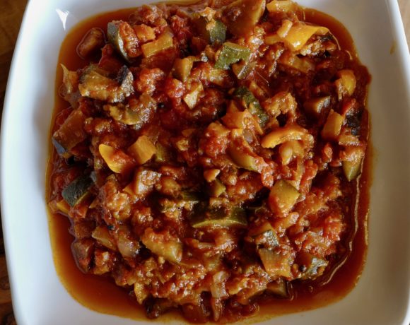 Easy ratatouille recipe, vegan, paleo by foodjoya